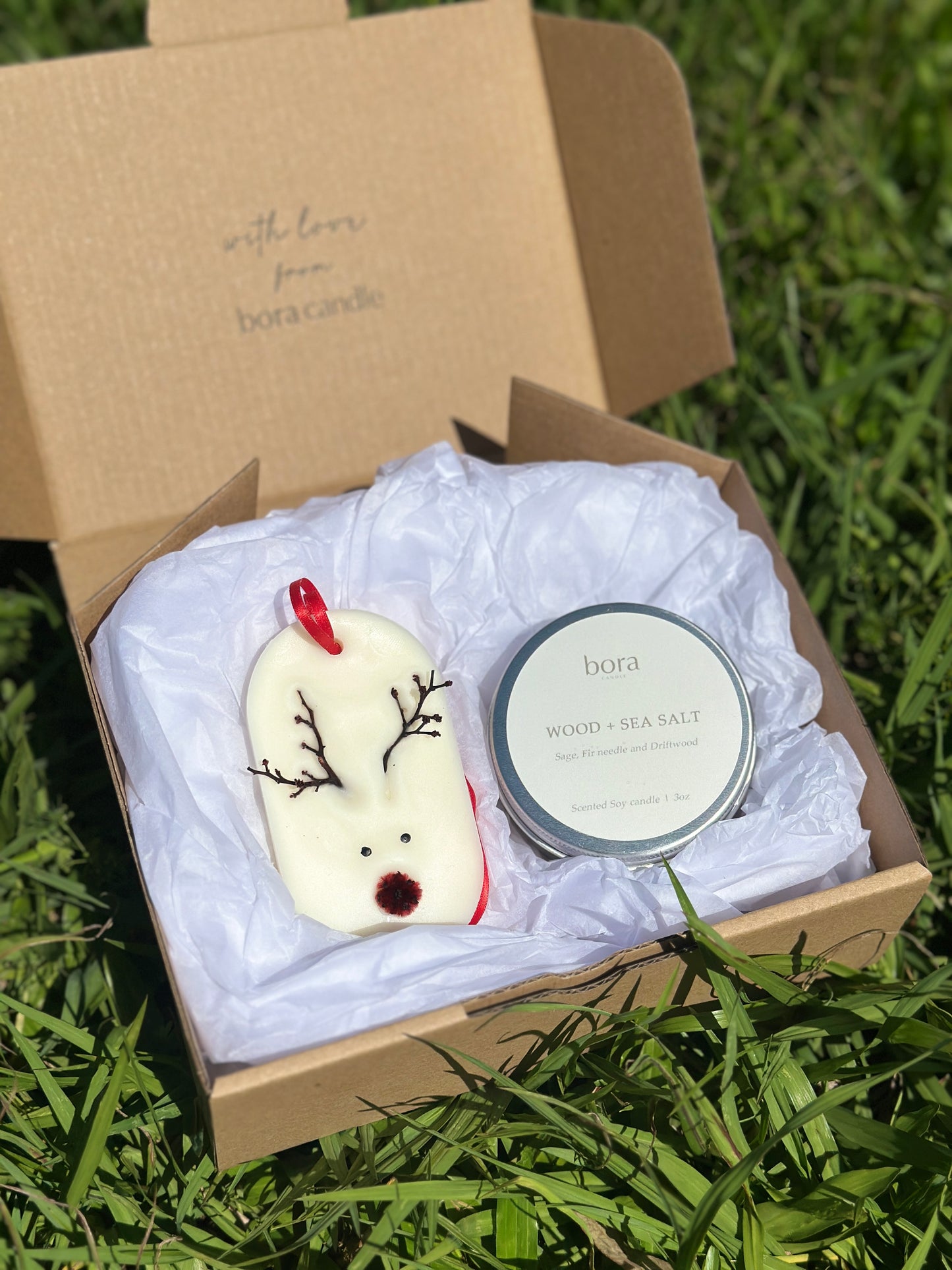 Christmas Edition- Wax tablet + Tin Candle 3oz