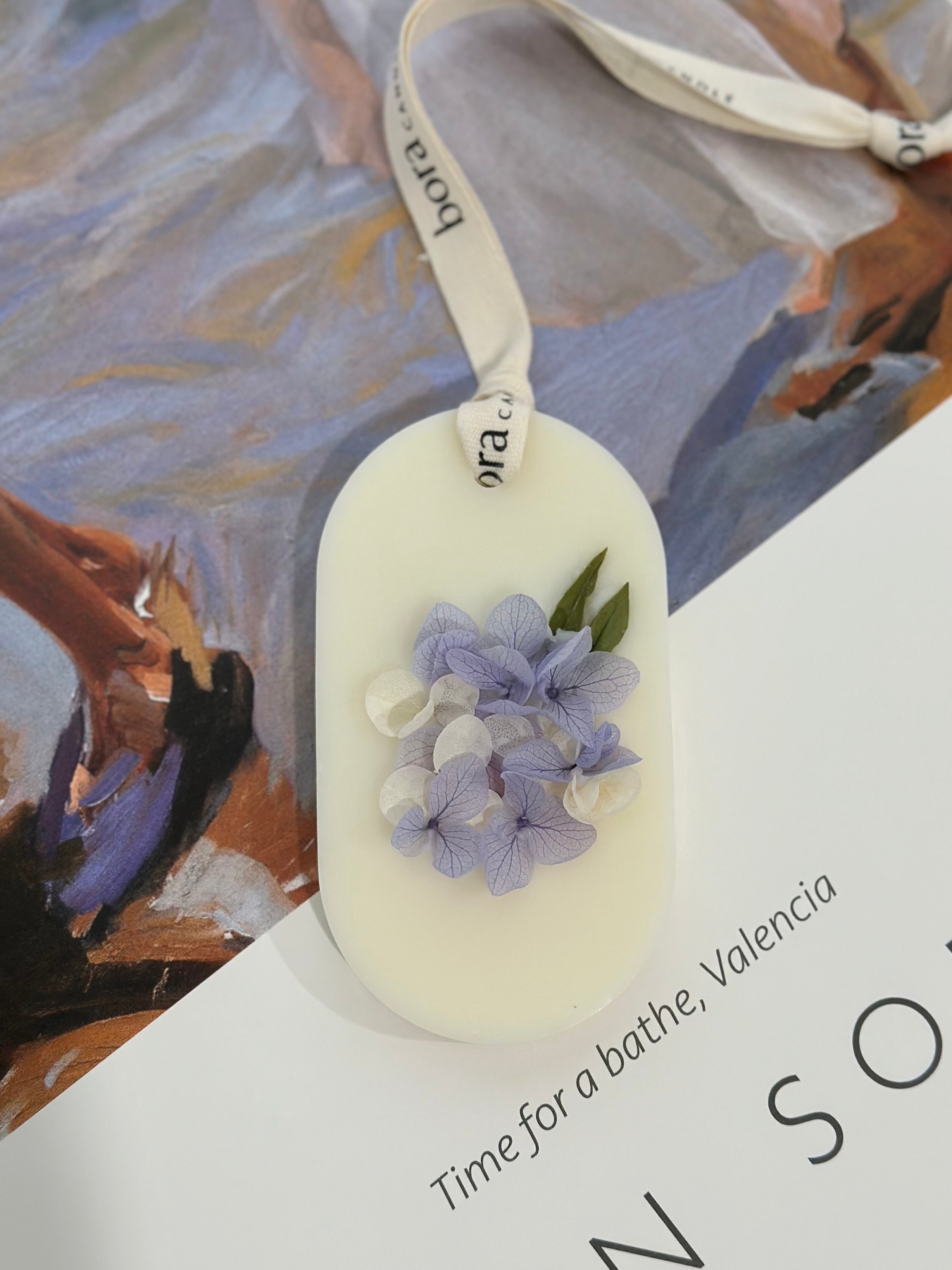 Tablet Diffuser Wax Tablet Diffuser with Dried Flowers – Bora Candle