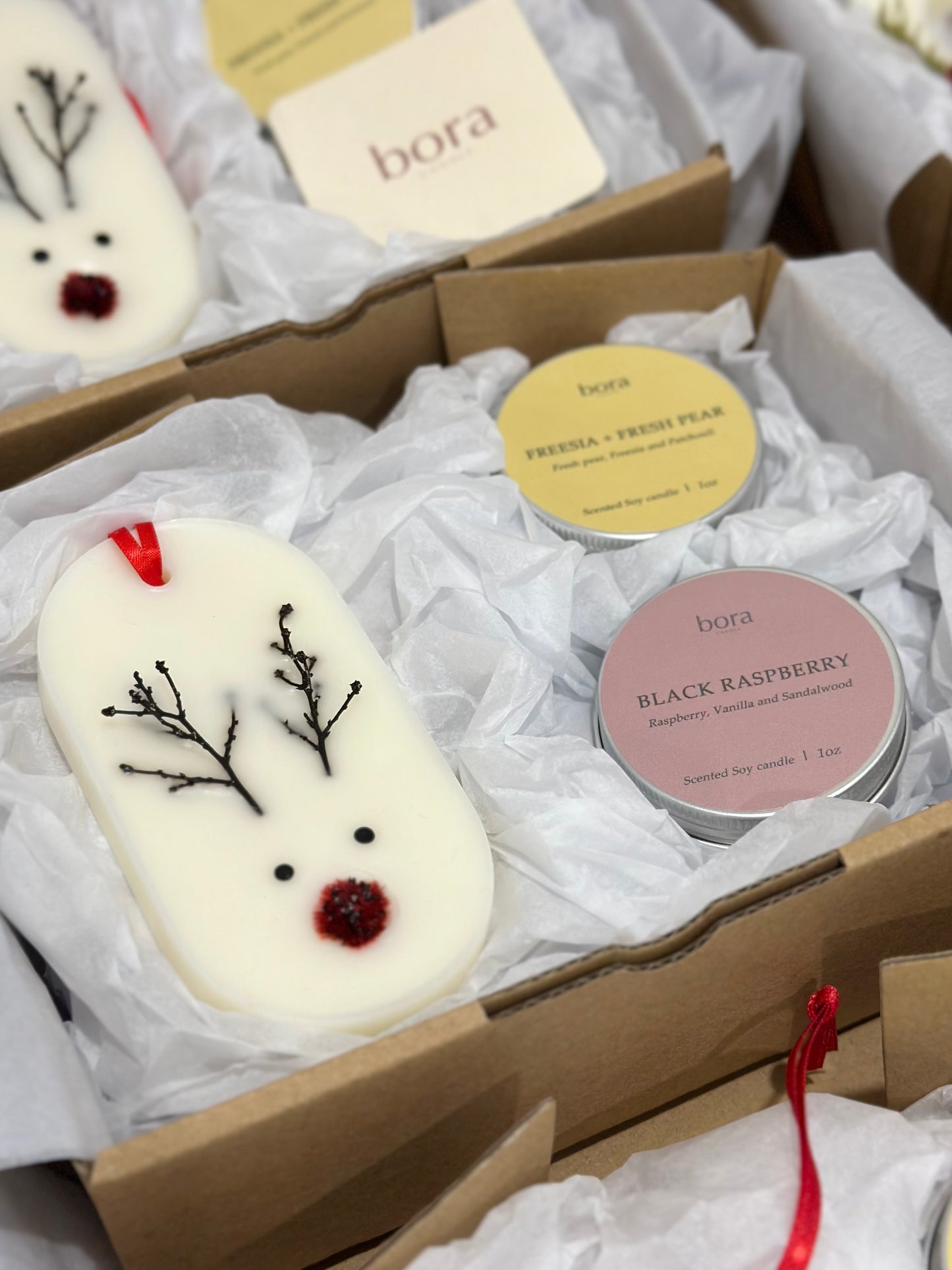 Christmas Edition- Wax tablet + Two Tin Candle